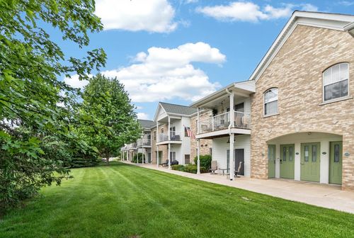 147-2704 Northview Road, Waukesha, WI, 53188 | Card Image