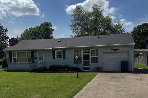 301 Elm St, Malden, MO, 63863-1821 | Card Image