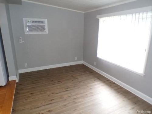 apt-c-3170 Dixie Hwy, Waterford, MI, 48328-1675 | Card Image