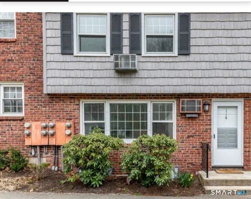 114-114 Old Farms Ln, New Milford, CT, 06776-3738 | Card Image