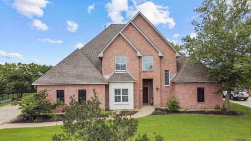 1588 Lake Pointe Ave, Zachary, LA, 70791-7306 | Card Image