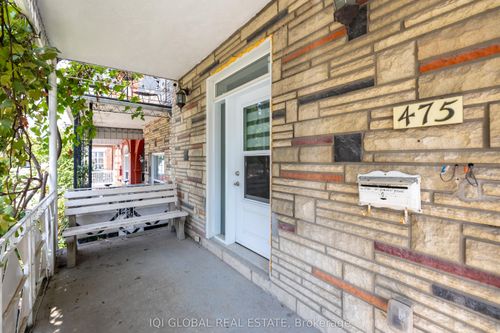 main-floor-475 Ossington Ave, Toronto, ON, M6G3T3 | Card Image
