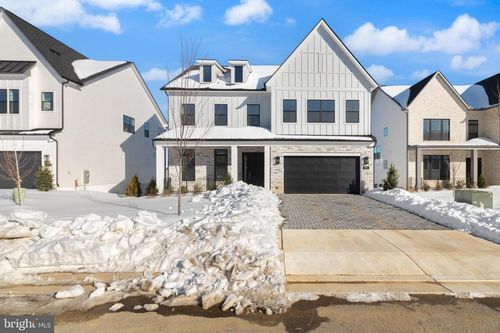 853 N Manchester Street, ARLINGTON, VA, 22205 | Card Image