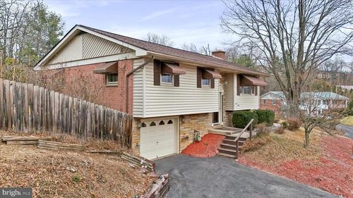 716 Winifred Rd, CUMBERLAND, MD, 21502-3819 | Card Image