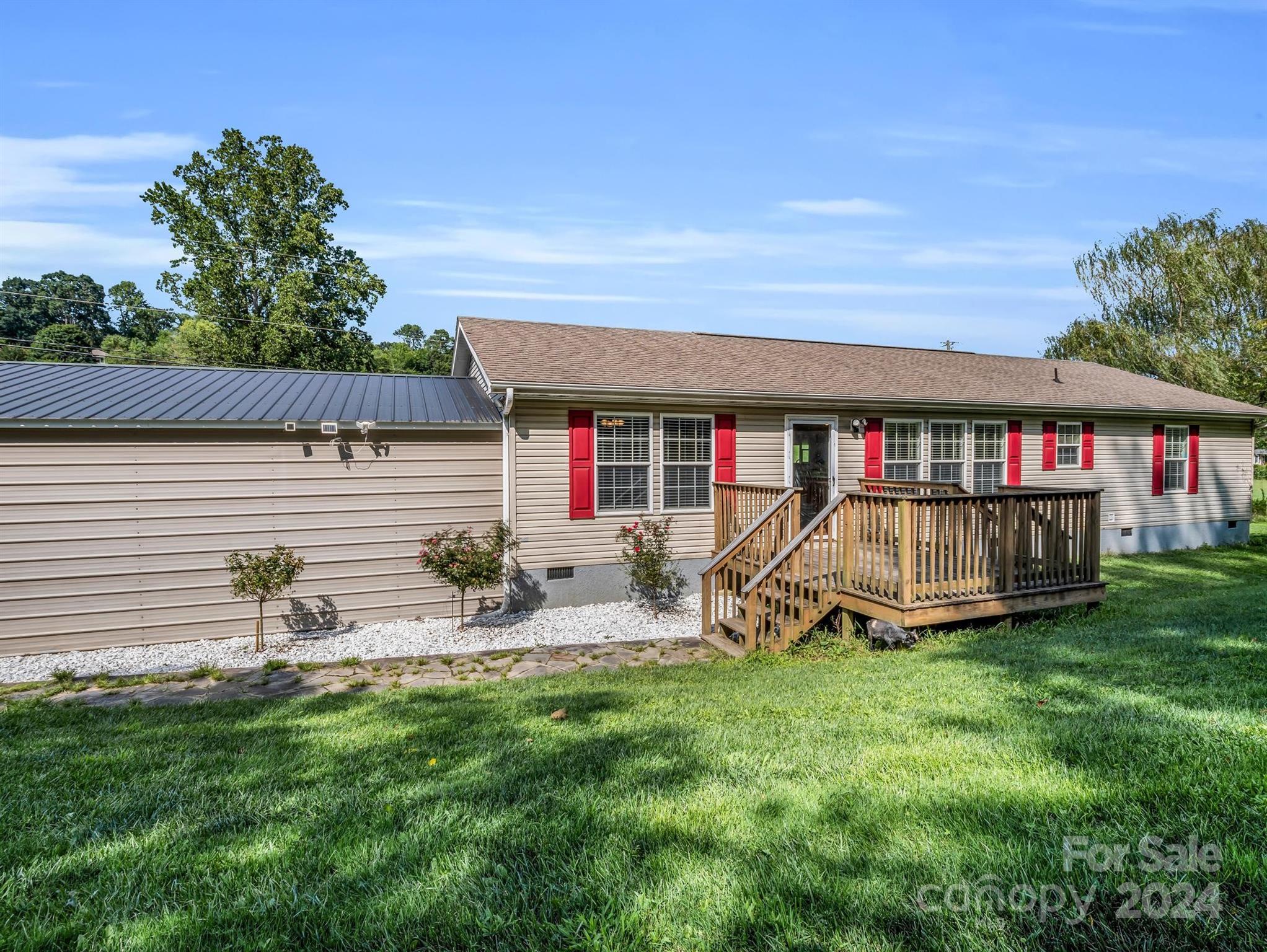 Milksick Cove Rd, Candler, NC 28715