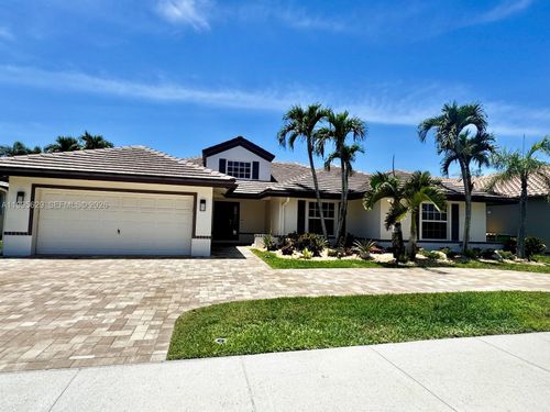 2723 E Abiaca Cir, Davie, FL, 33328 | Card Image