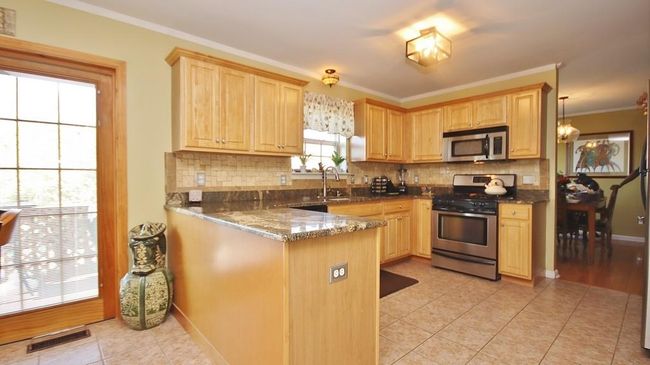 Kitchen | Image 10