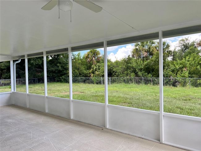 Screened Back Porch | Image 43