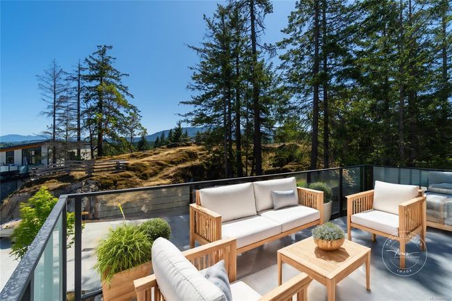 109 - 1217 Manzanita Pl, House other with 4 bedrooms, 4 bathrooms and 4 parking in Nanaimo BC | Image 15