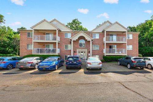 3131 Preserve Ln, Colerain Twp, OH, 45239-6929 | Card Image