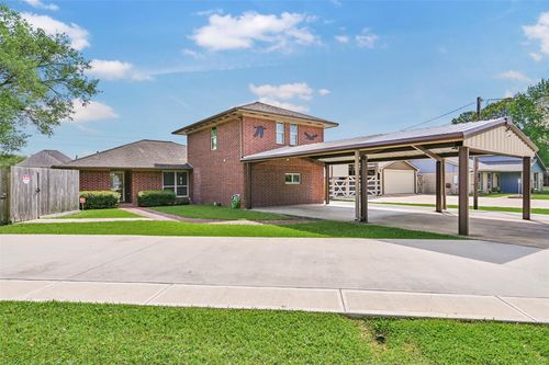 9206 W Sterling Dr, Pearland, TX, 77584-8553 | Card Image