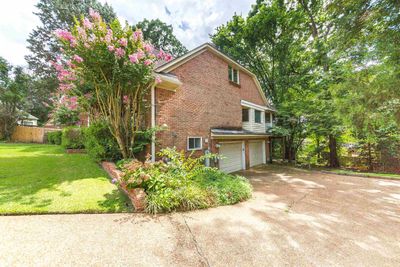 8379 Creek Bridge Cv, House other with 4 bedrooms, 3 bathrooms and null parking in Germantown TN | Image 2