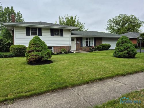 615 Hillcrest Ave, Findlay, OH, 45840-4164 | Card Image