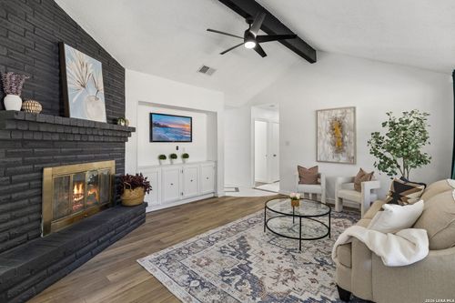 6411 Green Top Dr, San Antonio, TX, 78233-3905 | Card Image