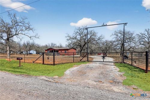 1298 County Road 425, Stockdale, TX, 78160-6865 | Card Image
