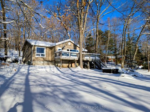 151 Sugar Lake Rd, Seguin, ON, P2A0B6 | Card Image