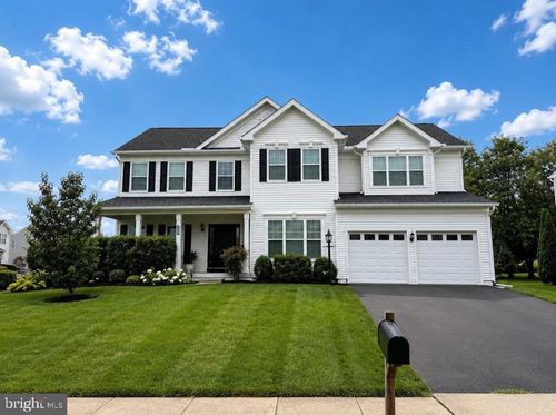 8851 Tenbury Ct, BRISTOW, VA, 20136-2016 | Card Image