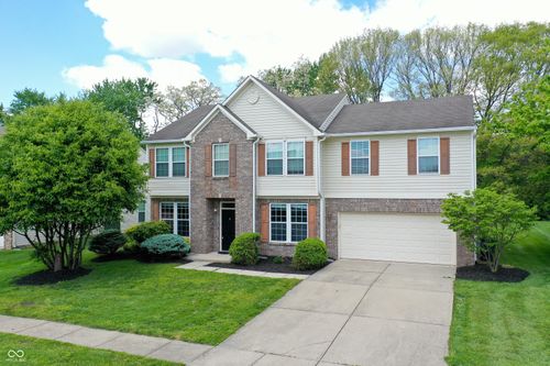 1318 Aggie Ln, Indianapolis, IN, 46260-4096 | Card Image