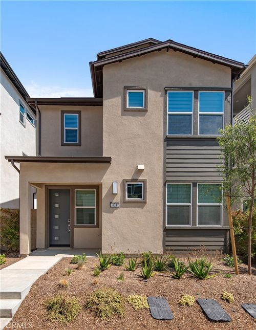 474 Lobata, Irvine, CA, 92618 | Card Image