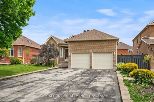 25 Lockheed Ave, Maple, ON, L6A1X9 | Card Image