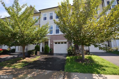 11972 Mirror Lake Ln, BRISTOW, VA, 20136-2234 | Card Image