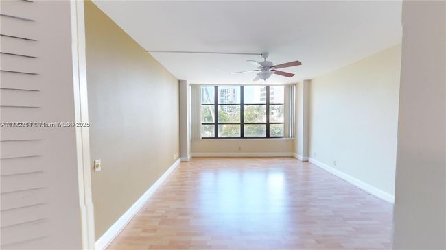 APT-219 - 600 Three Islands Blvd, Condo with 2 bedrooms, 2 bathrooms and null parking in Hallandale Beach FL | Image 12