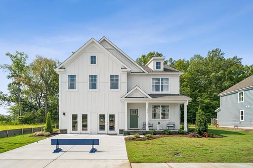 101 Julian Dr, Waynesboro, VA, 22980 | Card Image