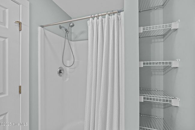 Second full bath | Image 41