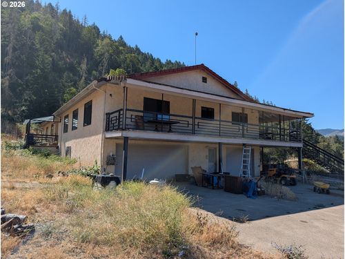 1730 Gazley Rd, Myrtle Creek, OR, 97457-9418 | Card Image