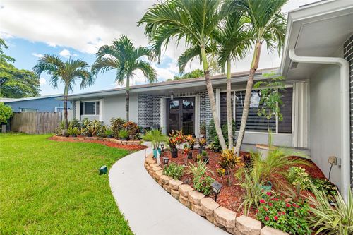 7410 Nw 13th Ct, Plantation, FL, 33313-5928 | Card Image