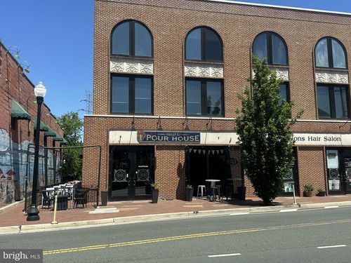 754 Elden St, Herndon, VA, 20170-4678 | Card Image
