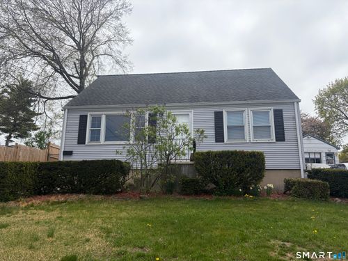 123 Longview Ave, Fairfield, CT, 06824-6126 | Card Image