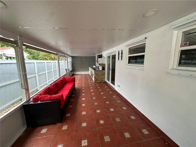 15640 - 15640 Sw 102 Nd Pl, House other with 3 bedrooms, 2 bathrooms and null parking in Miami FL | Image 21