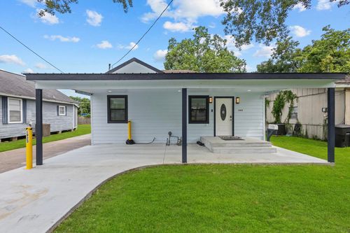1923 Avenue G, Nederland, TX, 77627-5307 | Card Image