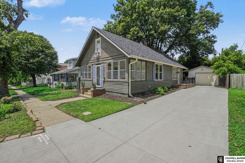 4818 Poppleton Avenue, Omaha, NE, 68106 | Card Image