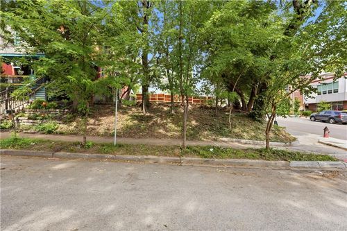 1700 Jefferson St, Kansas City, MO, 64108-1104 | Card Image