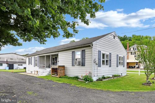 21 Prescott St, CRESSONA, PA, 17929-1207 | Card Image