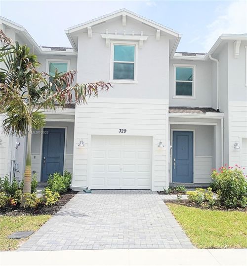 329-329 Se Crossoak Ln, Port St Lucie, FL, 34984-6689 | Card Image