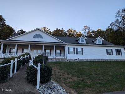 488 Mountain View Drive, House other with 3 bedrooms, 3 bathrooms and null parking in Mosheim TN | Image 2