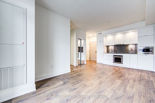 413-858 Dupont Street, Toronto, ON, M6G0C1 | Card Image