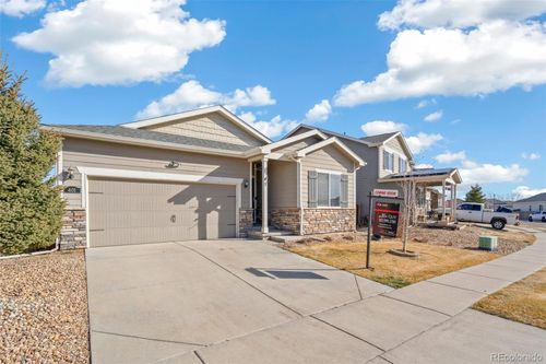 401 Vista Blvd, Lochbuie, CO, 80603-7775 | Card Image