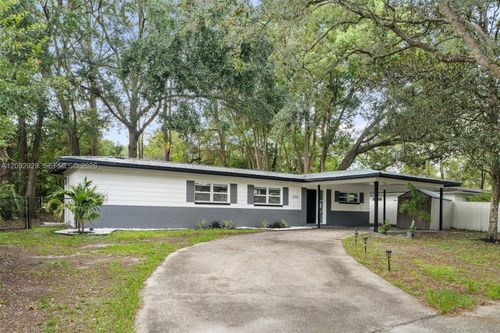 2830 Ne 16th Ter, GAINESVILLE, FL, 32609-3235 | Card Image