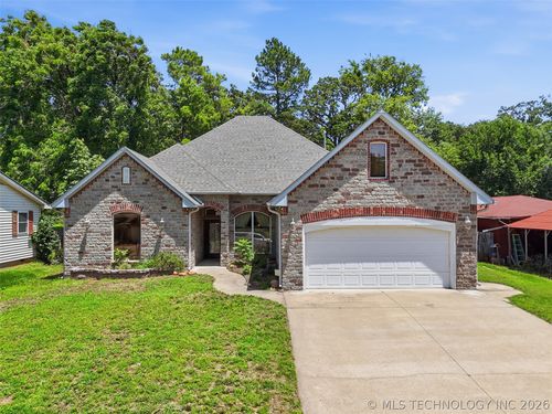 1508 7th St, Pawnee, OK, 74058-4513 | Card Image