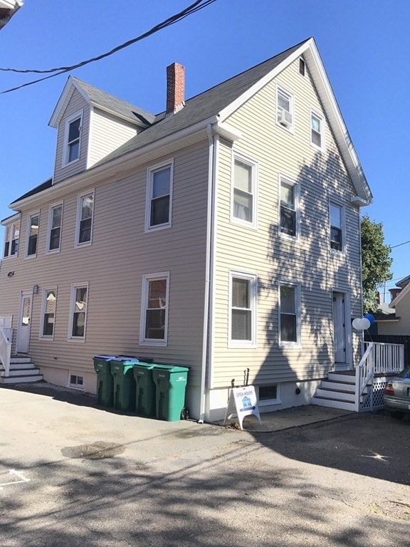 Chester Pl, Lynn, MA 01904