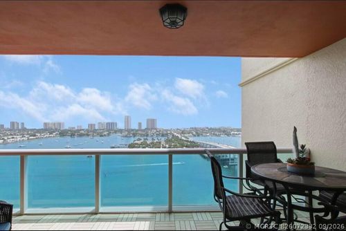 2311-2640 Lake Shore Dr, RIVIERA BEACH, FL, 33404-4665 | Card Image