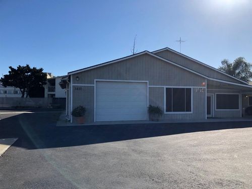 1412 Paradise Ln, Los Banos, CA, 93635-4503 | Card Image