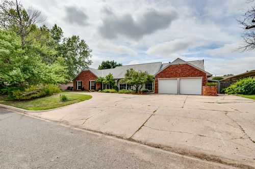 2924 Cornwall Place, Oklahoma City, OK, 73120 | Card Image