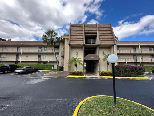 301-9301 Lime Bay Blvd, Tamarac, FL, 33321-3430 | Card Image