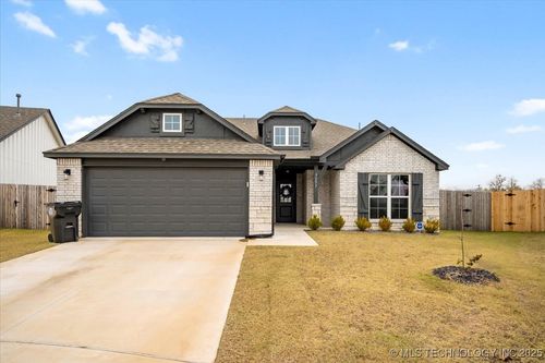 7153 E 131st Ct S, Bixby, OK, 74008-3366 | Card Image
