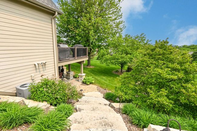 W226N3550 Wethersfield Road, House other with 5 bedrooms, 3 bathrooms and null parking in Pewaukee WI | Image 43